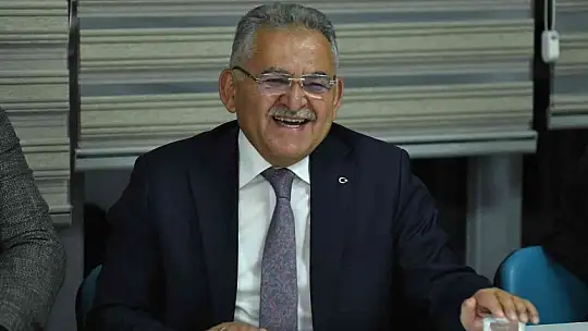 Başkan Büyükkılıç, AK Parti teşkilatlarıyla bir araya geldi