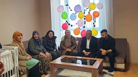 Büyükkılıç depremzedeleri yalnız bırakmıyor