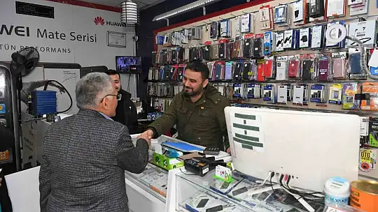 Büyükkılıç, esnafla buluştu