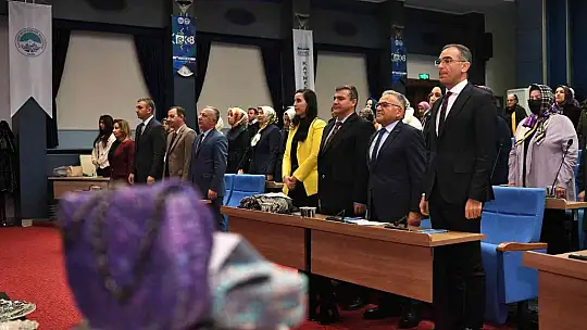 Büyükkılıç, e-38'i tanıttı