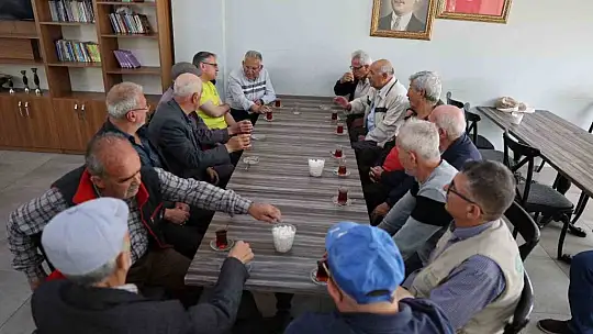 Büyükkılıç, Hacılar'da vatandaşlarla buluştu