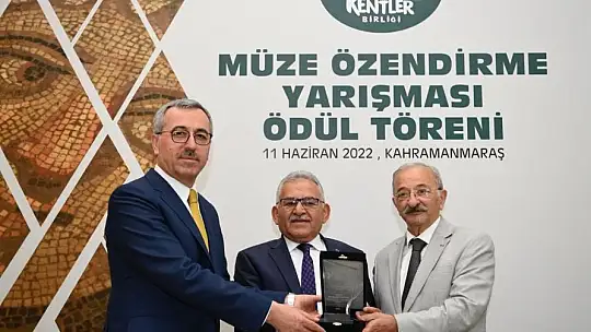 Başkan Büyükkılıç ile Büyükşehir, 1 yılda 11 ödül aldı