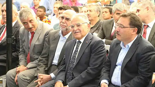 Başkan Büyükkılıç İmam Hatip Okulları Yıl Sonu Etkinliklerine katıldı