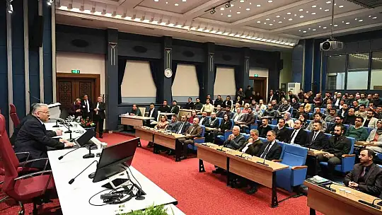 Başkan Büyükkılıç, kadroya geçen personel ile buluştu