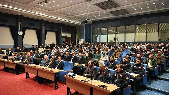 Başkan Büyükkılıç, kadroya geçen personel ile buluştu