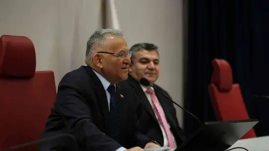 Başkan Büyükkılıç, kadroya geçen personel ile buluştu