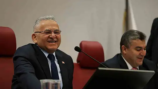 Başkan Büyükkılıç, kadroya geçen personel ile buluştu