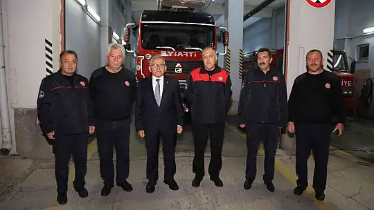 Büyükkılıç, kahraman itfaiyecilerle buluştu