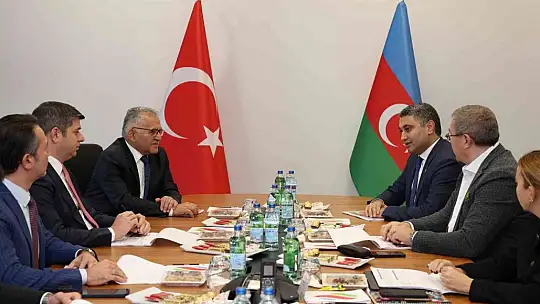 Büyükkılıç, Kayserigaz yönetim kurulu toplantısı'na katıldı