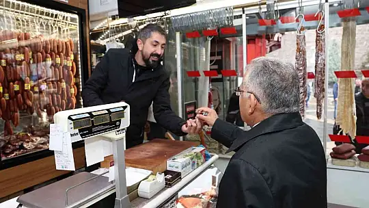 Büyükkılıç esnafları gezdi