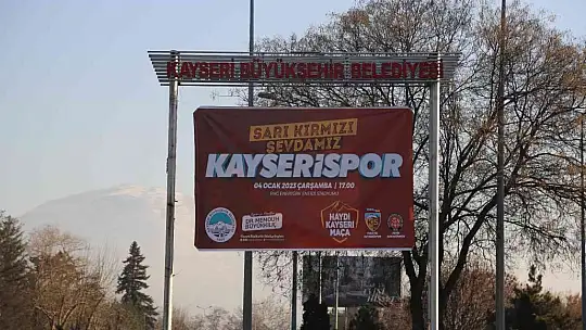 Büyükkılıç, kenti sarı kırmızı ile donattı