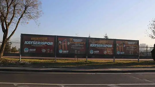 Büyükkılıç, kenti sarı kırmızı ile donattı