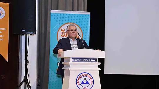 Başkan Büyükkılıç, Kuran-I Kerim'i Güzel Okuma Yarışması'nda gençlerle buluştu