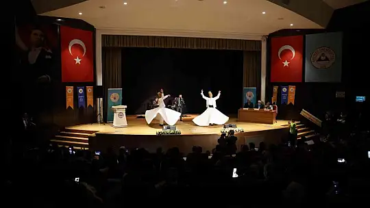 Başkan Büyükkılıç, Kuran-I Kerim'i Güzel Okuma Yarışması'nda gençlerle buluştu