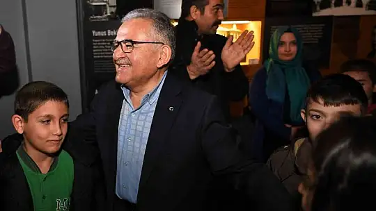 Büyükkılıç, minik öğrencilere Milli Mücadele Müzesi'ni anlattı