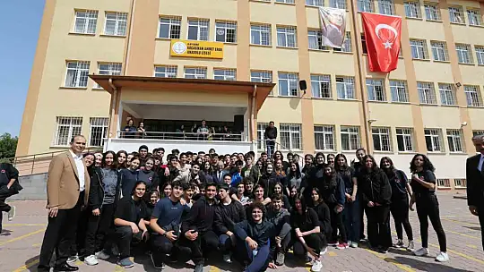 Büyükkılıç, 'Türk gencine güvenince neler yapılabileceğini biliyoruz'