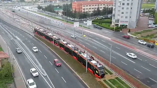 Büyükkılıç, yeni Tramvay için test sürüşlerinin başladığını duyurdu