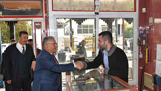 Başkan Büyükkılıç'tan Yeşilhisar çıkarması