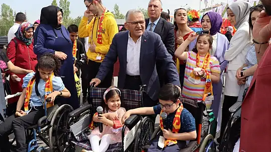 Büyükkılıç'tan 3 Aralık Dünya Engelliler Günü mesajı