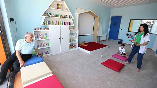 Büyükkılıç, miniklerin sevincine ortak oldu