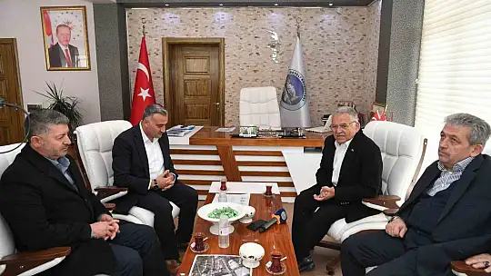 Başkan Büyükkılıç'tan Develi zirvesi