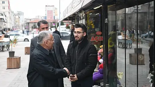 Büyükkılıç esnafla bir araya geldi