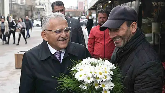 Büyükkılıç esnafla bir araya geldi