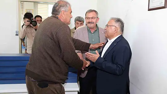 Büyükkılıç deprem bölgesini ziyaret etti