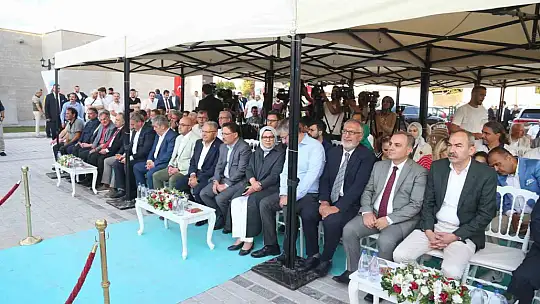 Basın müzesi açılışında önemli isimler yer aldı