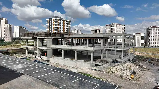 Başkan Büyükkılıç'tan İldem ve Talas Sosyal Yaşam Merkezi Projelerine inceleme