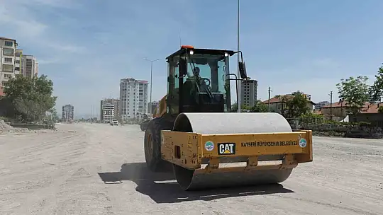 Büyükkılıç yeni yol yapımını inceledi