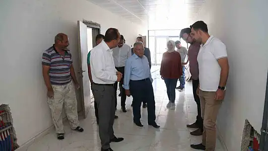 Büyükkılıç yeni yapılan okulun inşaatını inceledi