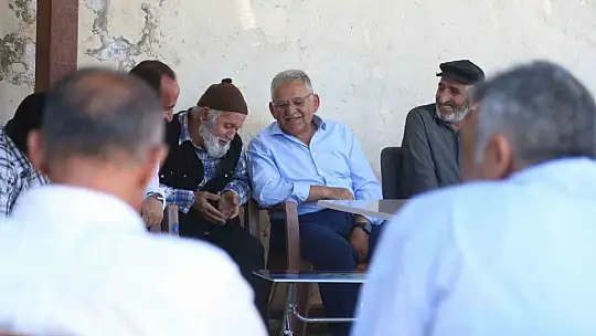 Büyükkılıç yeni yapılan okulun inşaatını inceledi