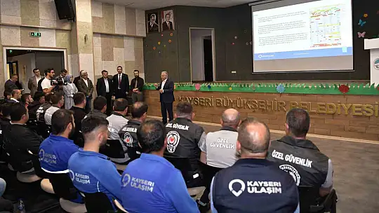 Büyükkılıç, eğitim seminerinde personellerle bir araya geldi