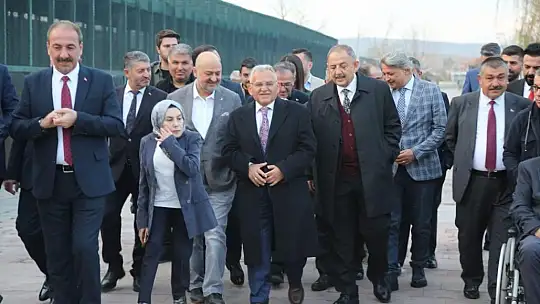 Büyükkılıç, Teşkilat Buluşmasına Katıldı