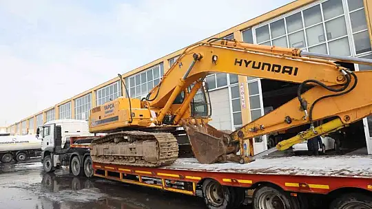 Kocasinan'dan deprem bölgesine mobil mutfak desteği