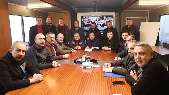 Çolakbayrakdar: 'Bu günleri hep birlikte atlatacağız'