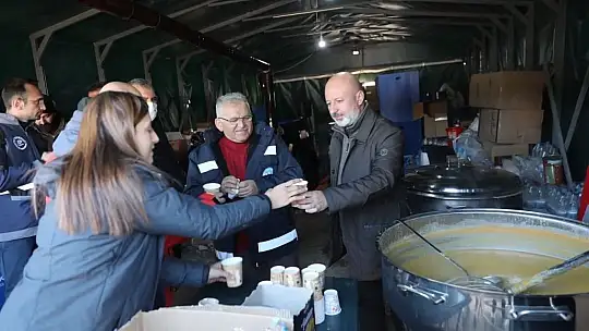 Çolakbayrakdar: 'Bu günleri hep birlikte atlatacağız'