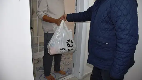 Çolakbayrakdar: Depremzede kardeşlerimizin her alanda ihtiyaçlarını karşılıyoruz