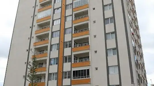 Çolakbayrakdar: 'Dönüşümle 2 bin 185 aile kışı sıcacık evlerinde geçiriyor'