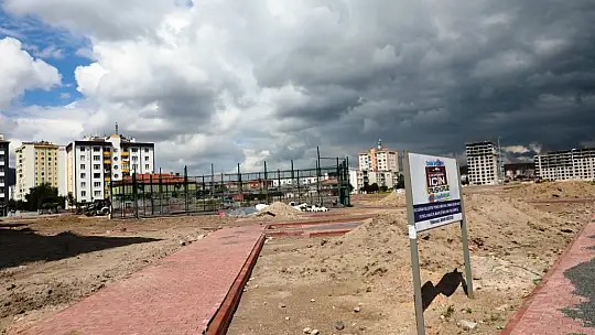 Çolakbayrakdar 'Dönüşümle sosyal odaklı örnek bir mahalle inşa ediyoruz'