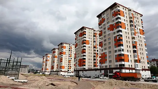 Çolakbayrakdar 'Dönüşümle sosyal odaklı örnek bir mahalle inşa ediyoruz'