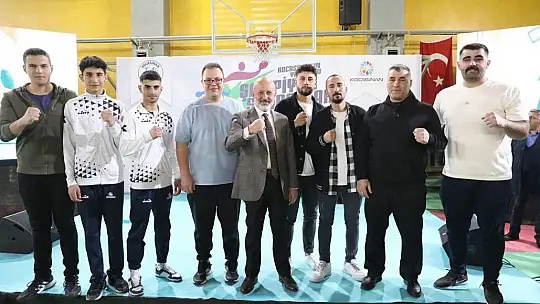 Kocasinan Belediyesi başarılı sporcuları altınla ödüllendirdi