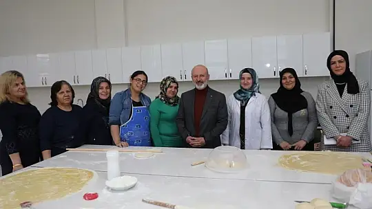 Çolakbayrakdar 'İnsana değer katan yatırımlar yapıyoruz'