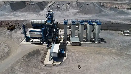 Çolakbayrakdar: 'Kendi ürettiğimiz asfalt ile rekor tasarruf elde ettik'