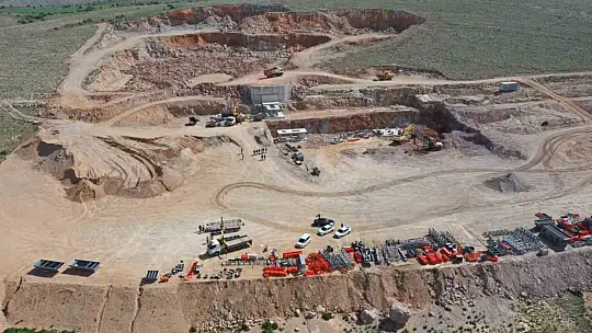 Çolakbayrakdar, 'Kendi kendine yeten bir belediye olduk'