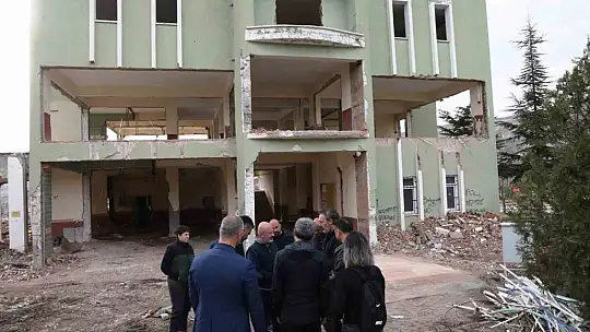 Çolakbayrakdar'dan gençlere müjde