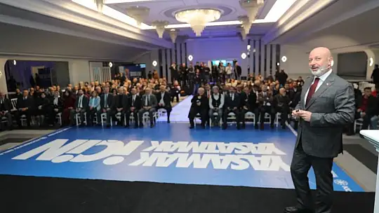 Çolakbayrakdar: 'Şehri geleceğe taşıyacak bir vizyon ile çalışıyoruz'