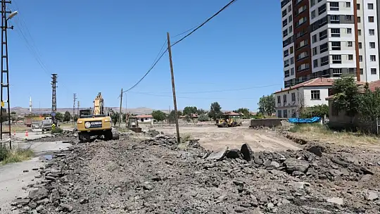 Çolakbayrakdar Seyrani'deki yeni yolu inceledi