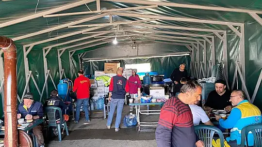 Çolakbayrakdar: 'Son yaralar sarılana kadar afet bölgesindeyiz'